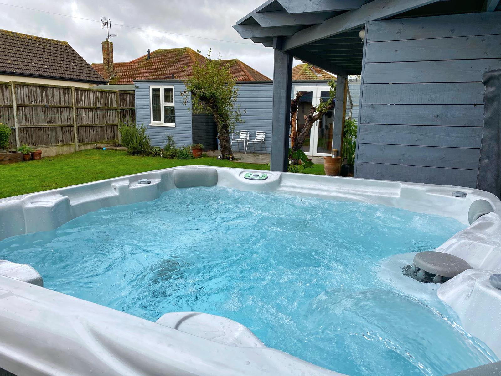 Goodwins Hot Tubs: South Seas Spas